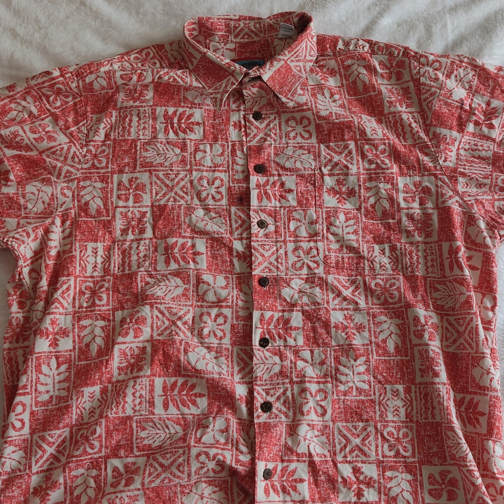 Red and White Geometric Men's Shirt
